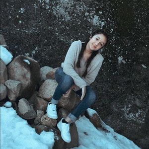 Meet your Posher, Addy